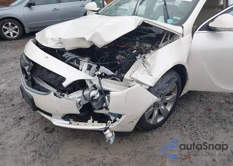 2015 Buick Regal Turbo/E-Assist Premium I z USA, uszkodzony, nr VIN 2G4GN5EX7F9234990